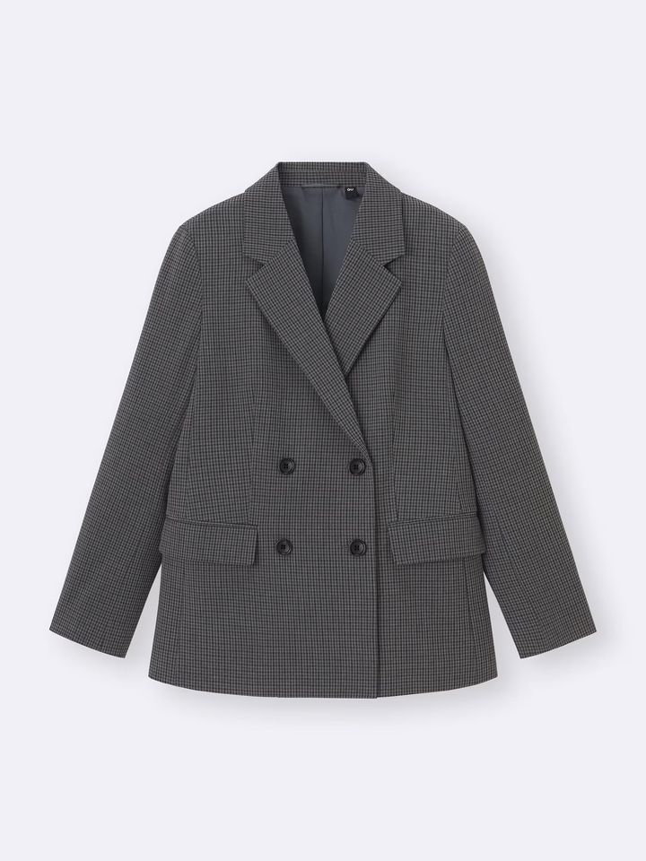 ジーユー ダブルブレストチェックジャケット 4990円（税込）