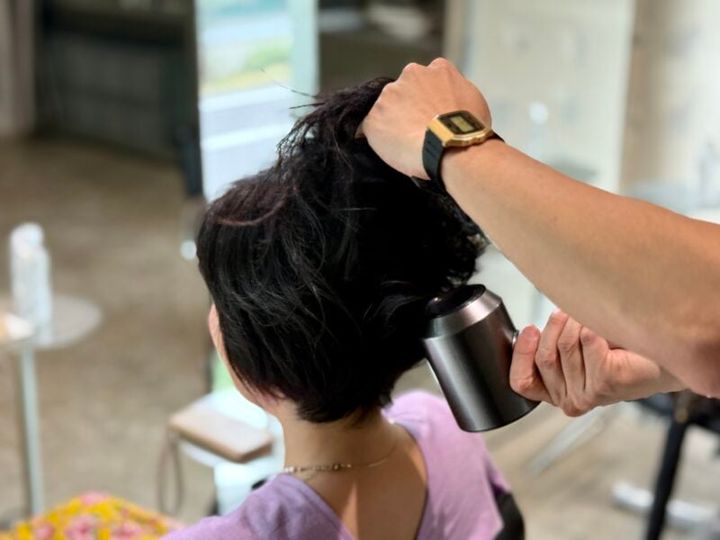 ヘアメイク原さんのヘアブロー＆セット術06