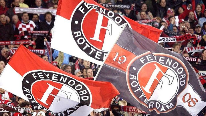 日本代表選手所属チームのファンが一部暴徒化…対戦相手のファンを襲撃し、逮捕者5名と報道