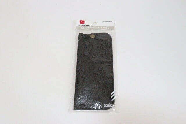 ダイソーの取っ手付ソフトメガネケースのパッケージ