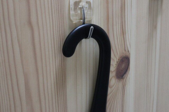 ダイソー ヘアブラシつきコーム フック 収納