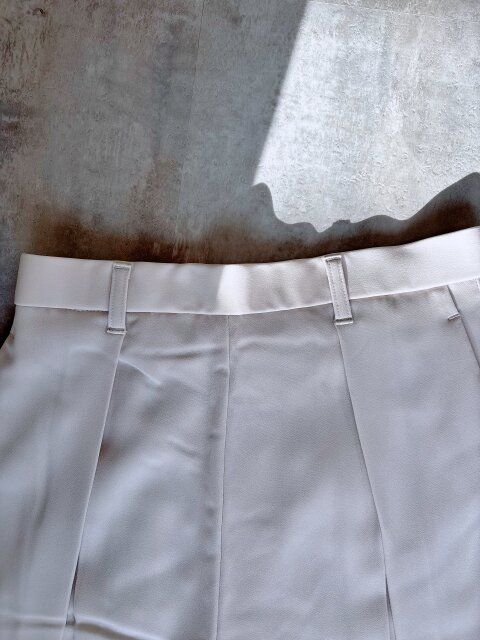 ベルトループもついている