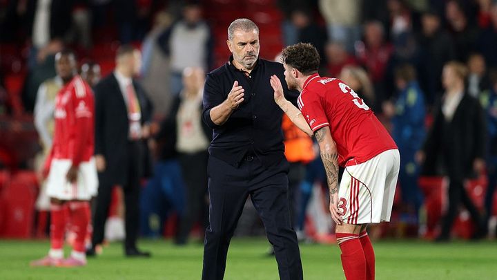 「朝にはクビだぞ」元Jリーグ指揮官、“100年ぶりの出来事”でファンから大ブーイング