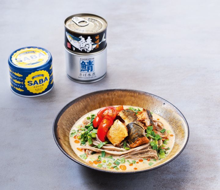 味噌煮のコクとほどよい辛さが食欲をそそる