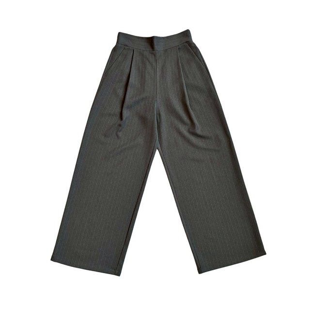 しまむらLienRuruタックスラックスパンツ