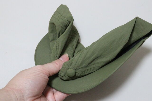ダイソー ナイロンキャップ（オリーブ） 折りたためる