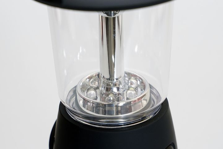 最大で同時に6個のLEDを点灯させることができます。