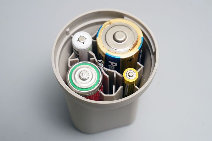 単1形～単4形までの乾電池のすべての対応している対応力がすごい。