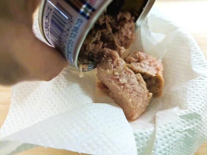 〈メーカー公式〉ツナ缶の油を切る方法→試してみたら…さすがだった！切った油のおすすめ活用法も♪