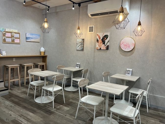 クリームフェスト太宰府店 店内