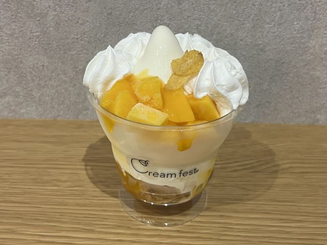 クリームフェスト太宰府店 マンゴー＆ホイップ