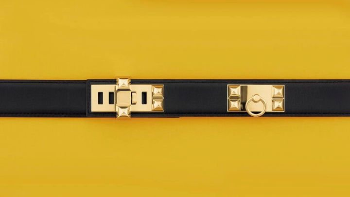 ベルト（レザー×メタル）51万4800円（エルメス／エルメスジャポン）