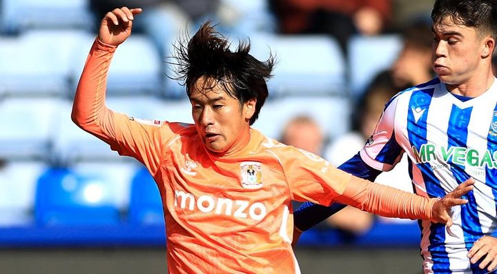 28歳の元日本代表MF、英2部で無慈悲シュートで今季初ゴール！チームはいまだ無敗の首位