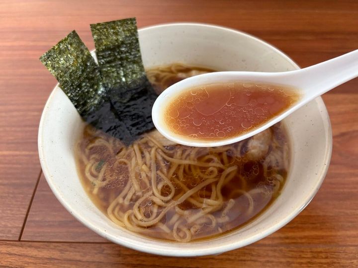 お水がいらないプレミアム 飯田商店醤油らぁ麺