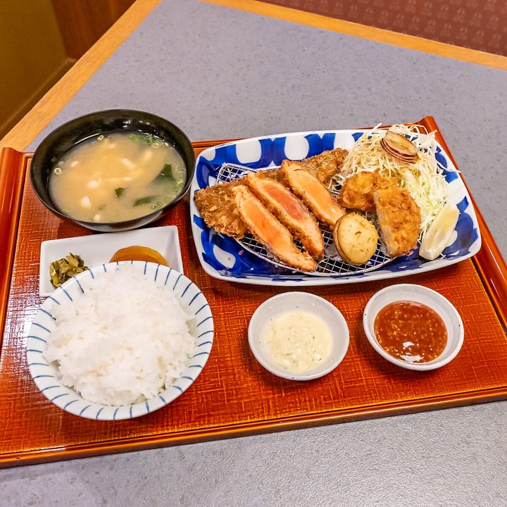 ハウステンボス 和食処 花の家「秋獲彩膳」