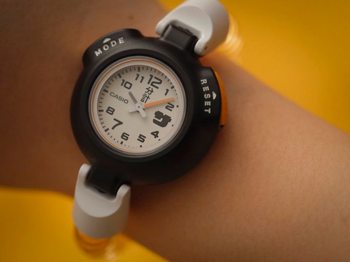 時間を計りながらサウナを楽しみたいという声がある一方で、一般的な腕時計は高温多湿な環境に対応できず、持ち込めないという課題から開発実施。クラウドファンディングサイトでのプロジェクト立ち上げ後、約2,200台が開始9分ほどで完売し、高い評価を得ている。