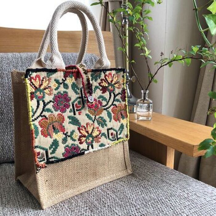 【無印良品】シンプルなジュートバッグがおしゃれに大変身！今すぐマネしたい簡単リメイク♡