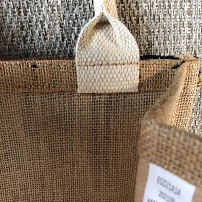 【無印良品】シンプルなジュートバッグがおしゃれに大変身！今すぐマネしたい簡単リメイク♡