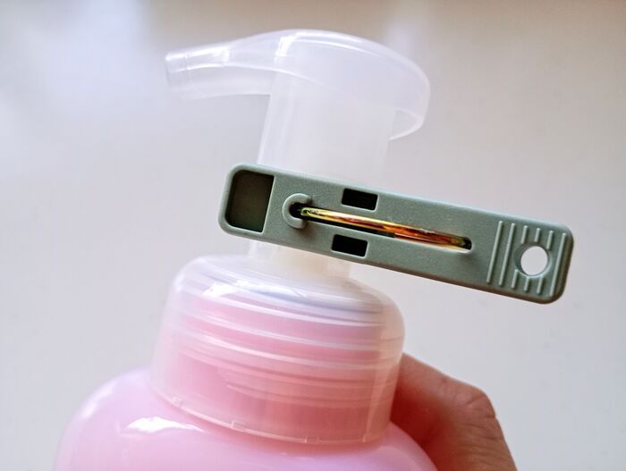 「洗濯ばさみ」実はめっちゃ万能だった…！！置き場所に困るモノたちを一発解決♡