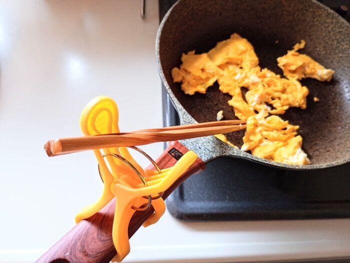 「洗濯ばさみ」実はめっちゃ万能だった…！！置き場所に困るモノたちを一発解決♡