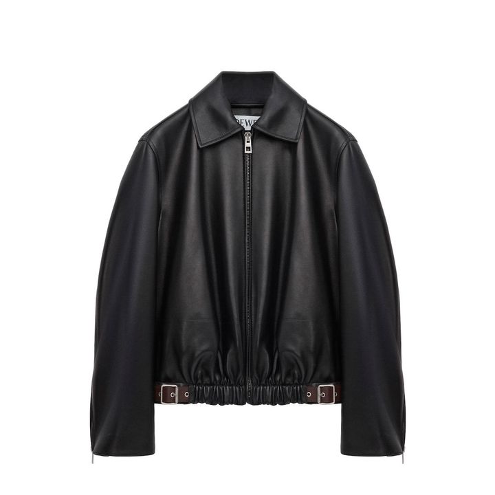 ベルテッド ジャケット ￥949.300／LOEWE（ロエベ ジャパン クライアントサービス 03-6215-6116）