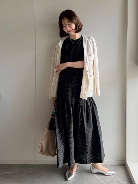 大人フェミニンコーデ