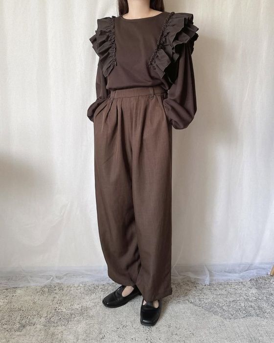 しまむらの「T4タックワイドパンツ」