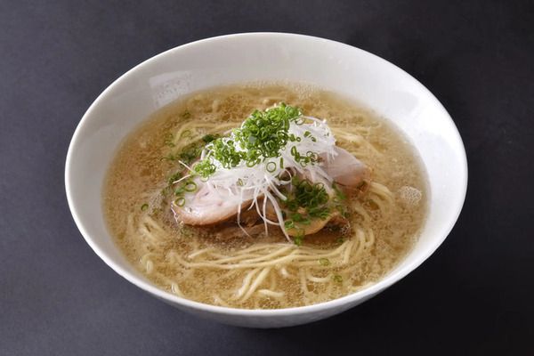 【東京都中央区】「ラーメン屋 トイ・ボックス」店主・⼭上貴典⽒監修！「ラーメンGINZA TON BOX」誕生