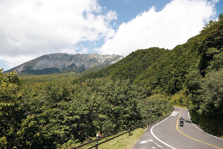 【2025年最新】紅葉ツーリングの見頃予測｜今年は平年より遅めに色づく!?