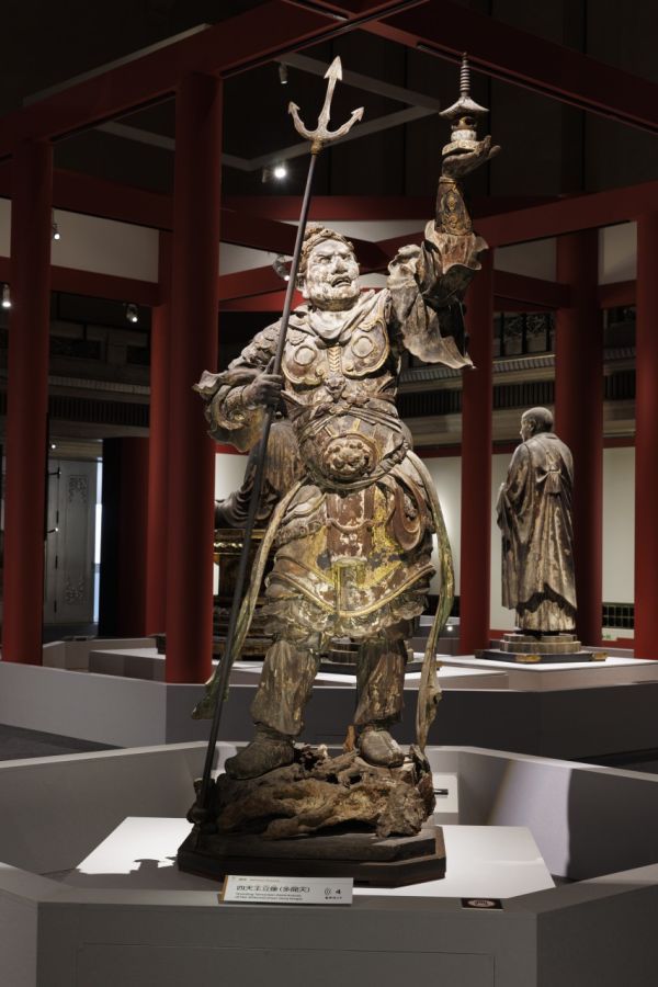 国宝《四天王立像（多聞天）》鎌倉時代 13世紀 奈良・興福寺蔵 中金堂安置