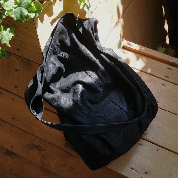 〈Morphée〉のレザーバッグ