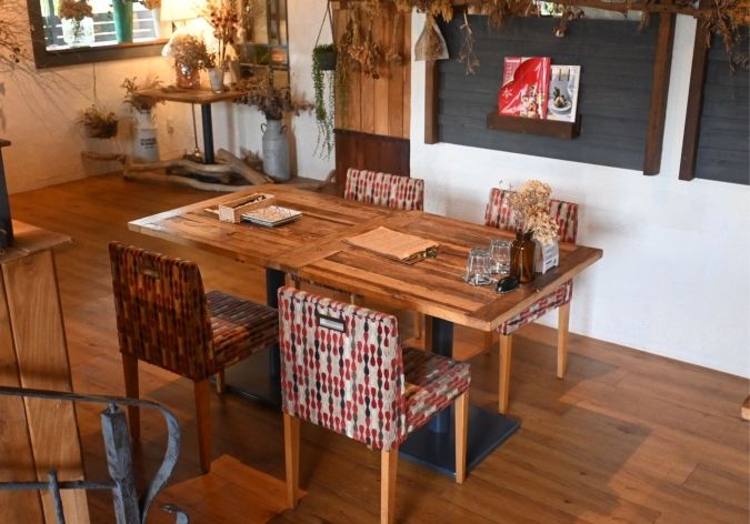 ビストロカフェ夜空 内観