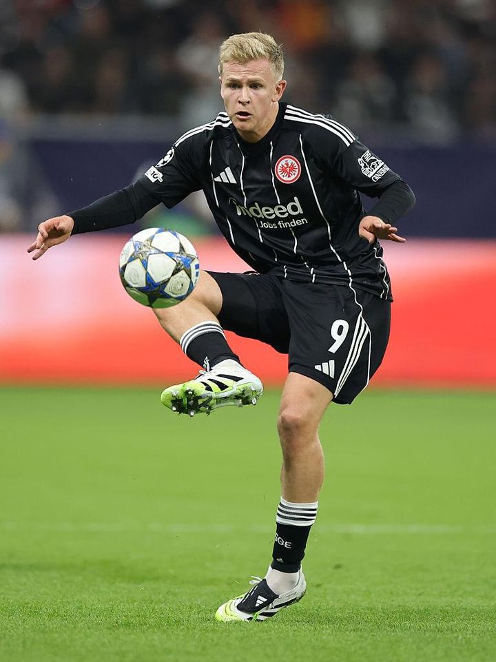 堂安律は何位？フランクフルトで「最も高額な給与を受け取っている5名」