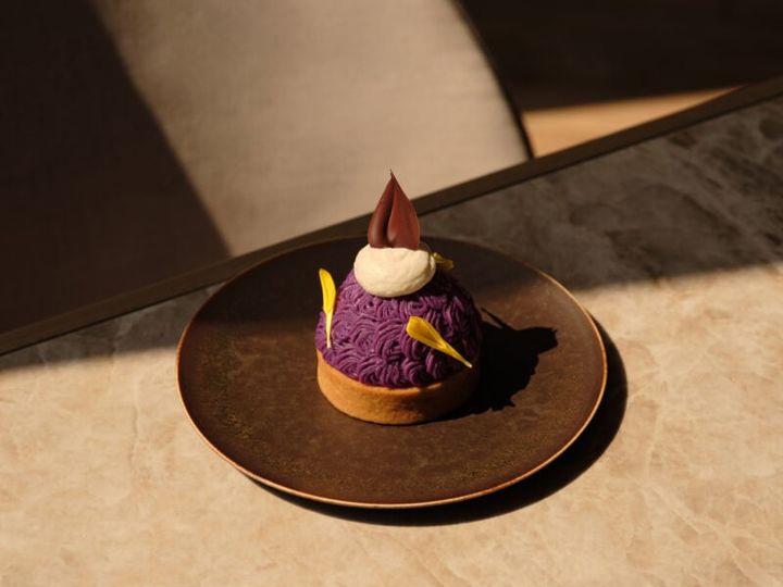 ジャヌ パティスリー「紫芋モンブランタルト」1,300円