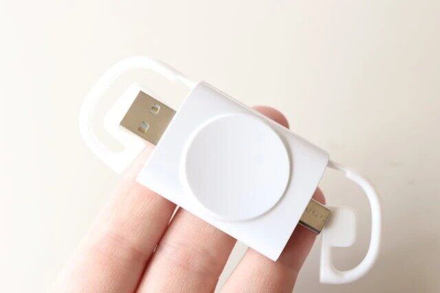 ダイソーのApple Watch用 充電器（マグネットタイプ、Type-A、Type-C）1