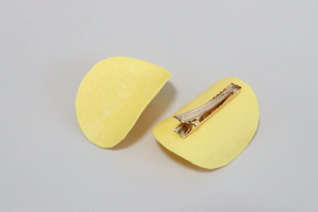 チップス風ヘアクリップ 2P