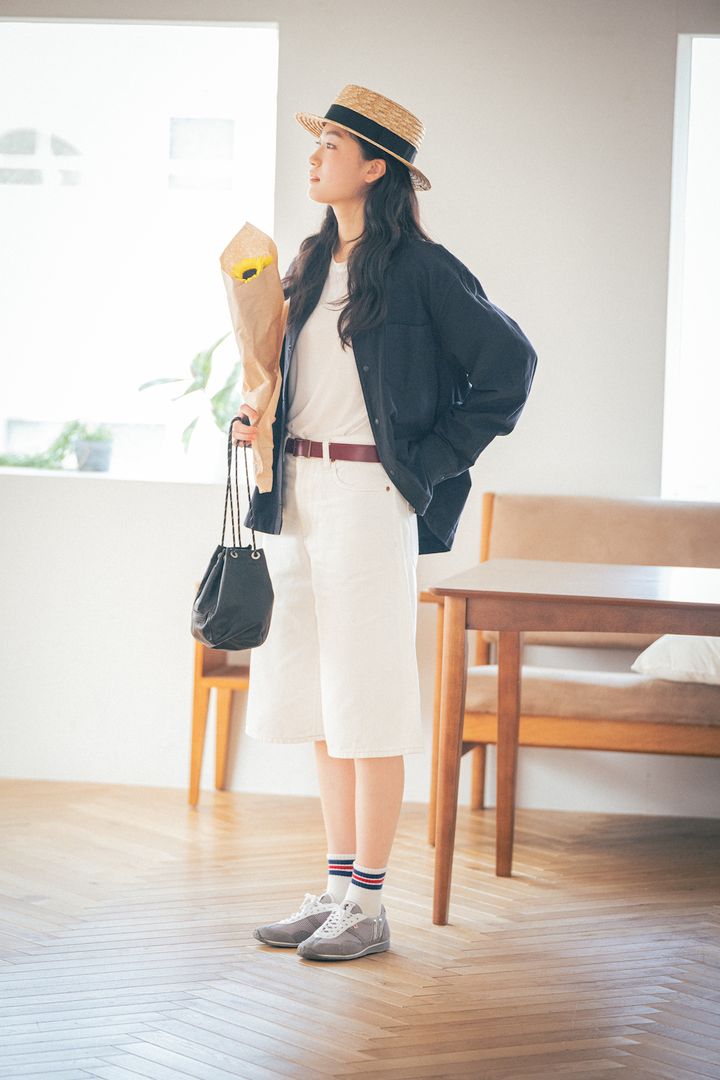 ハーフパンツは秋にも活躍！長袖シャツを羽織って寒暖差に対応しよう【FUDGE FRIEND おしゃれさんの毎日コーディネート vol.604｜ 栁沼芽以】