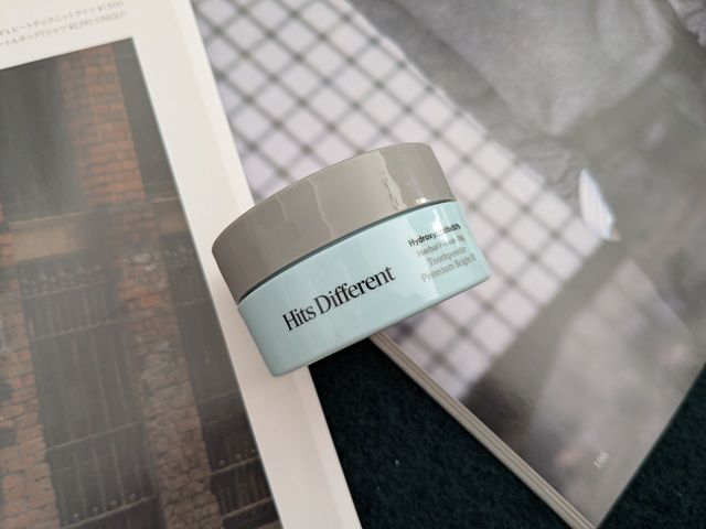 ヒッツディファレント トゥースパウダー プレミアム ブライト 50の写真