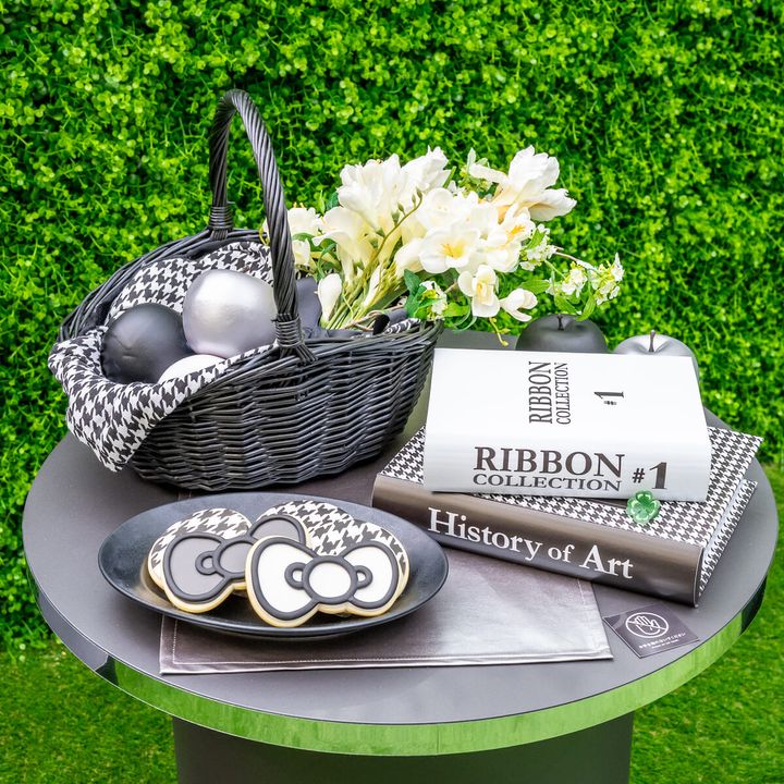 来場の思い出にもなる「モノクロガーリーふたごコーデデザインシリーズ」などを発売02