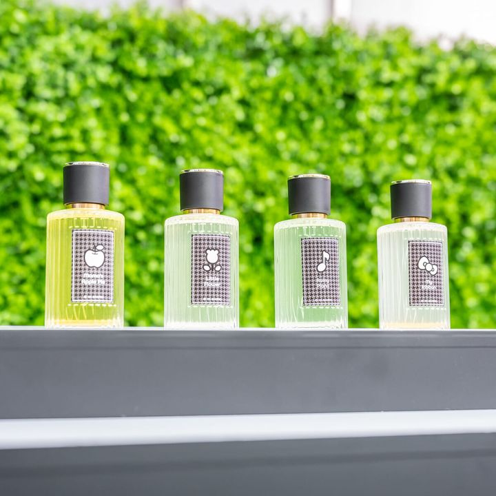 フレグランスエリア『What