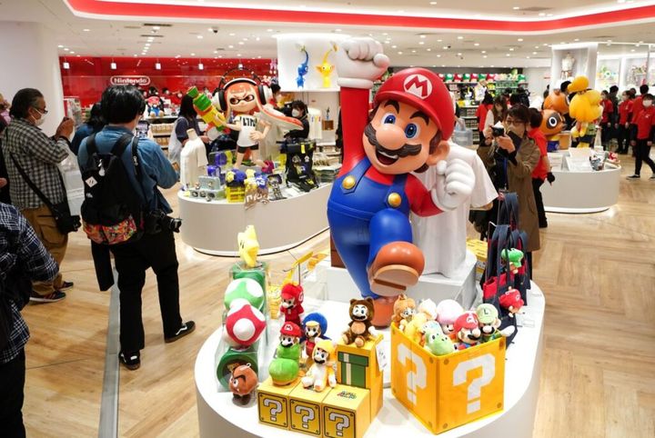 任天堂は7日、有料オンラインサービス「ニンテンドースイッチオンライン」のサービスのうちの一つ「Nintendo Music（ニンテンドーミュージック）」で、「ペーパーマリオRPG（ゲームキューブ版）」「ペーパーマリオRPG（ニンテンドースイッチ版）」のゲーム音楽を配信開始したと公式サイトで発表しました。