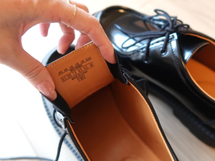 ひもをほどくと十分に開くため、甲のまわりも痛くなりにくいのが◎