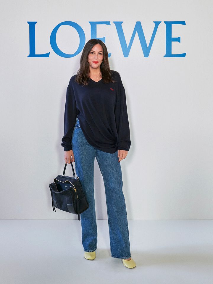 1200-LOEWE_SS26_WW_SHOW_VIP_PHOTOCALL_Liv-Tyler-_LOEWE_SS26_251003_PHOTOCALL-_000_ALL_CARD_419.jpg