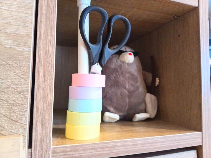 【100均】ミニ突っ張り棒をまさかの場所に使ったら…想像以上にスッキリ＆快適だった♡