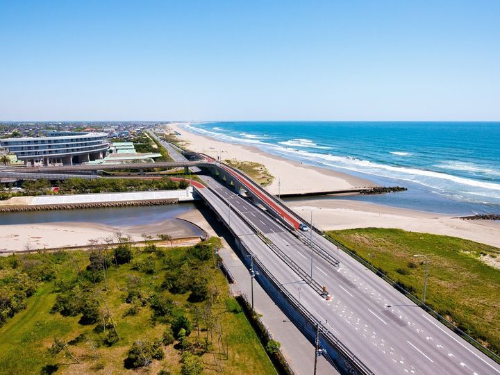 秋に行きたい「千葉県の絶景ドライブスポット」ランキング！ All About ニュース編集部が全国の205人を対象に実施したアンケート調査結果から、「九十九里有料道路」を抑えた1位は？