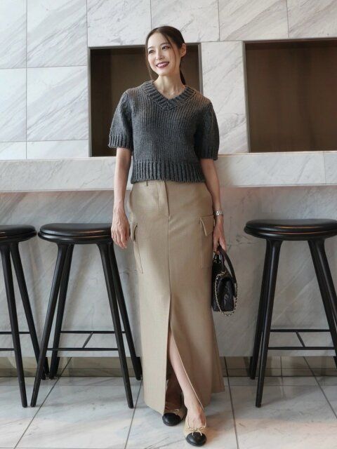 グレー×ベージュの上品コーデ