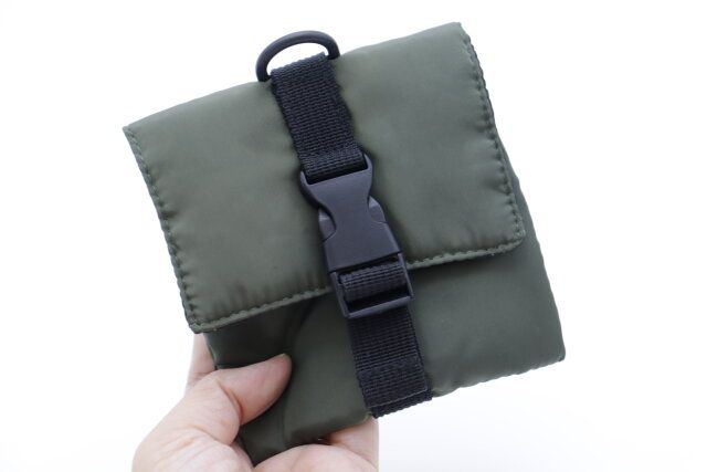 中わたスクエアマルチポーチ デザイン