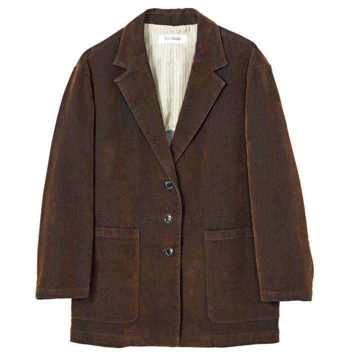 デニムジャケット￥38,500（ザ ポーズ／ウィム ガゼット ルミネ新宿店）