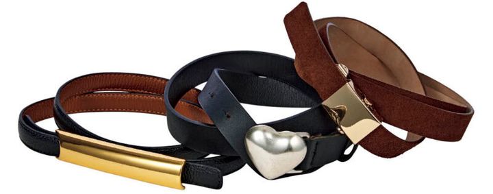 ベルト￥13,200、ぷっくりとしたハートのシルバーモチーフトップを可愛げアクセントに。ベルト￥12,100（ともにレフィエ／フラッパーズ） ブラックとブラウンのリバーシブルでアレンジ自在。ベルト※参考価格￥22,000（アトリエ アンボワーズ／アマン）