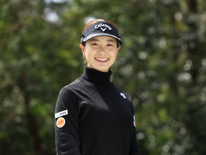 青木香奈子のスイングを解説！クラブに強烈に負荷をかける